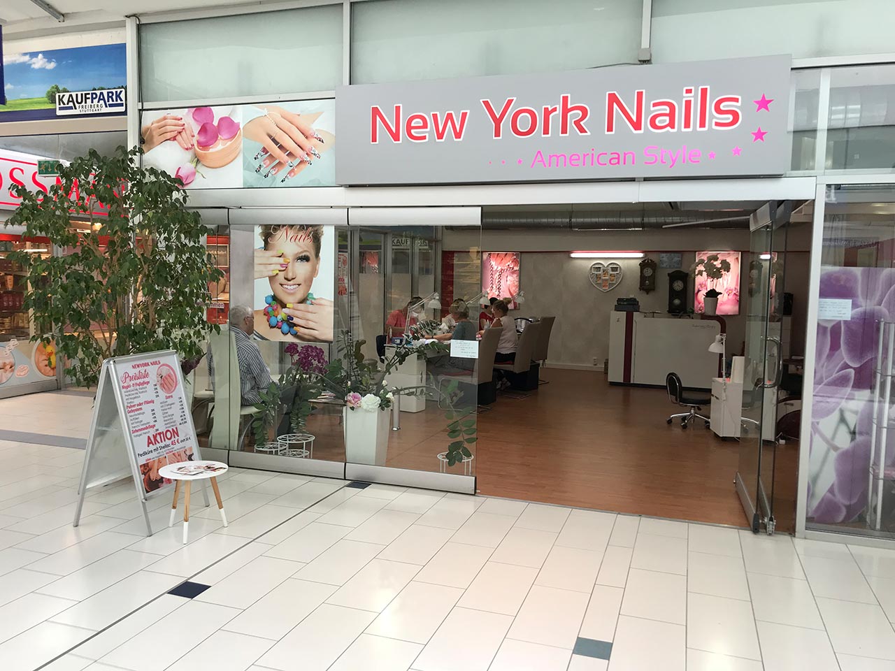 NEW YORK NAILS - American Style